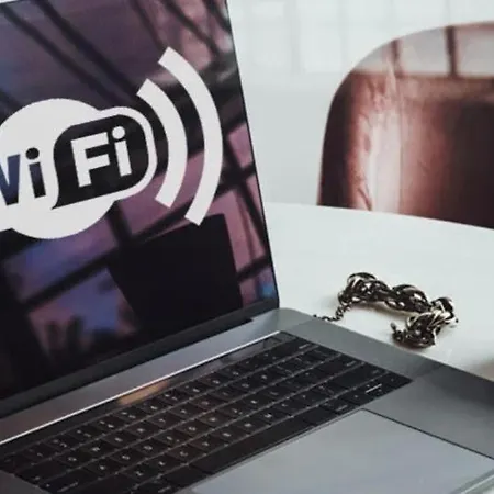 Uim Mediterraneo Claveles Wifi * Sagunto